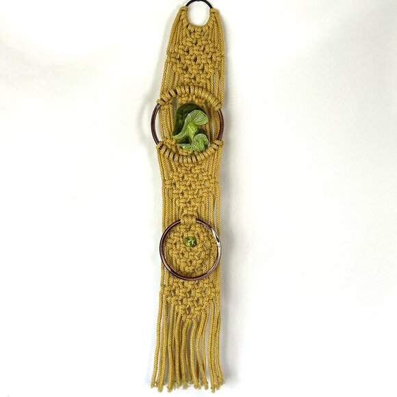 Duncan Ceramics Other - Vintage Macramé w Duncan Ceramics Mushrooms 1975 Towel Hanger